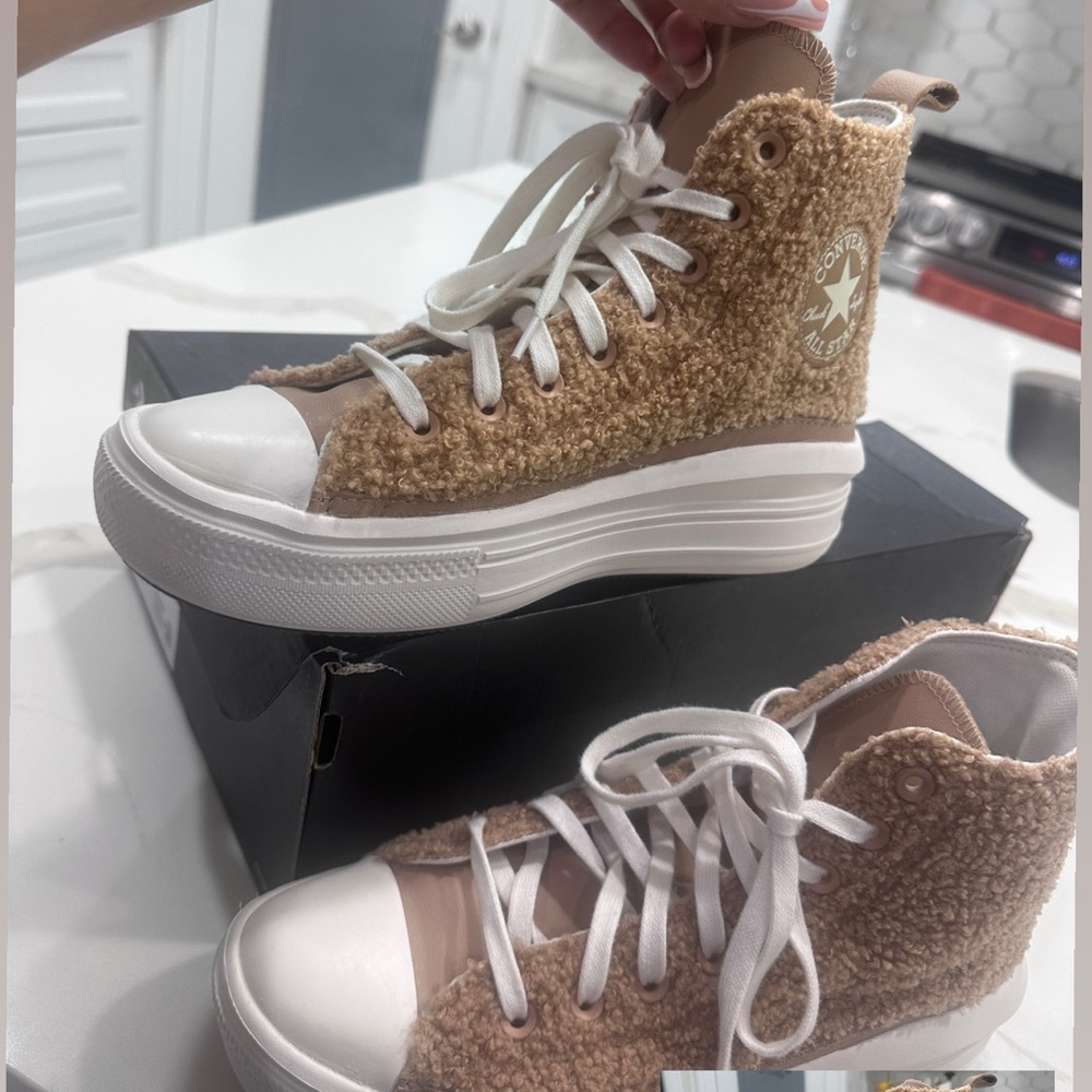 Converse! Sherpa Converse